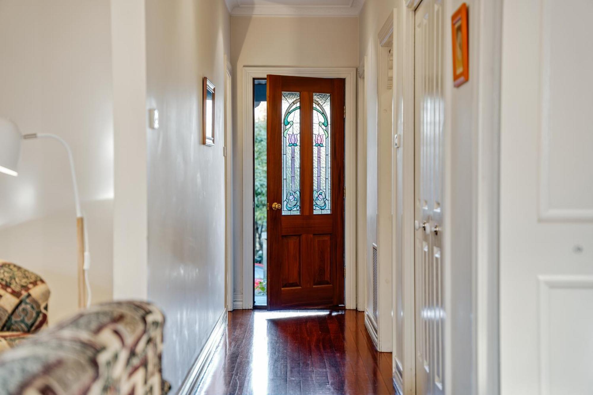 Whispering Pines Cottages Wentworth Falls Room photo